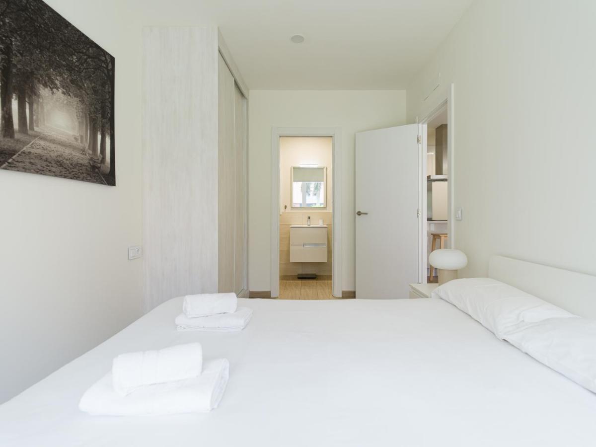 Homeforguest Apartamento Con Terraza Y Parking En Las Canteras Las Palmas de Gran Canaria Ngoại thất bức ảnh